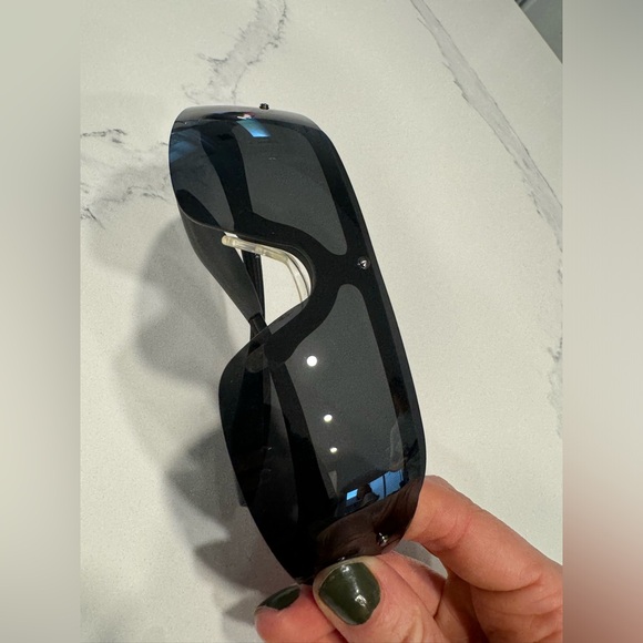 TYR Sunglasses - Picture 2 of 6